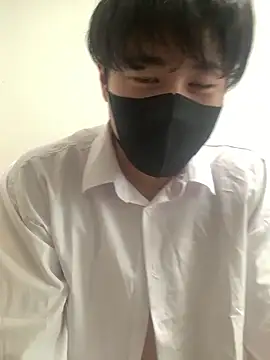 Snapshot of japanese_terrific chatting on 10-20-25, 02:12 japanese terrific online show from 10-20-25, 02:12