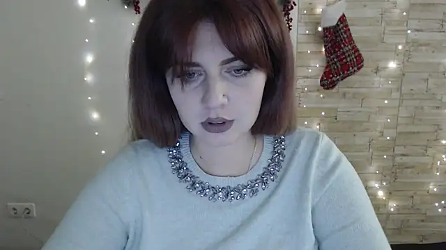 Lizzy Love online show from 12-16-24, 07:10