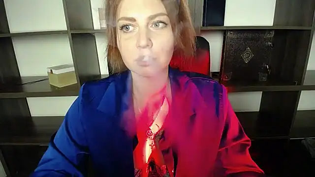 Lizzy Love online show from 02-15-25, 05:17