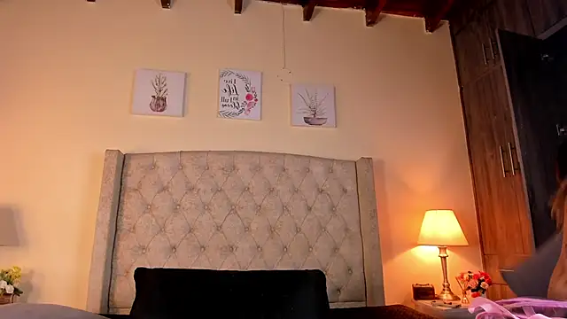 allisson m online show from 04-19-26, 12:04