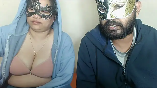 Cutehornycouples online show from 11-29-25, 04:43