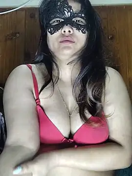 Snapshot of Cutehornycouples chatting on 06-08-26, 06:14 Cutehornycouples online show from 06-08-26, 06:14
