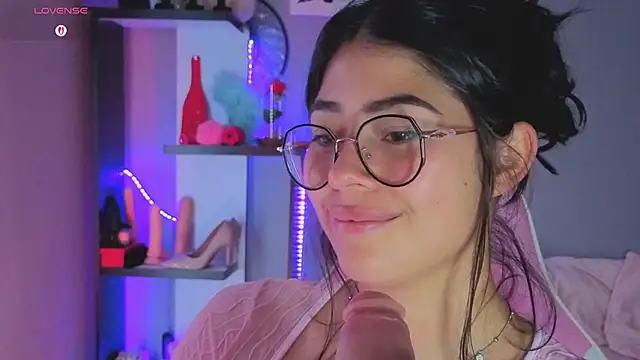 LoaLuxury online show from 02-27-26, 05:07