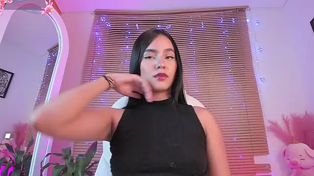 Snapshot of eyleen_lee_ chatting on 01-11-25, 12:22 eyleen lee  online show from 01-11-25, 12:22