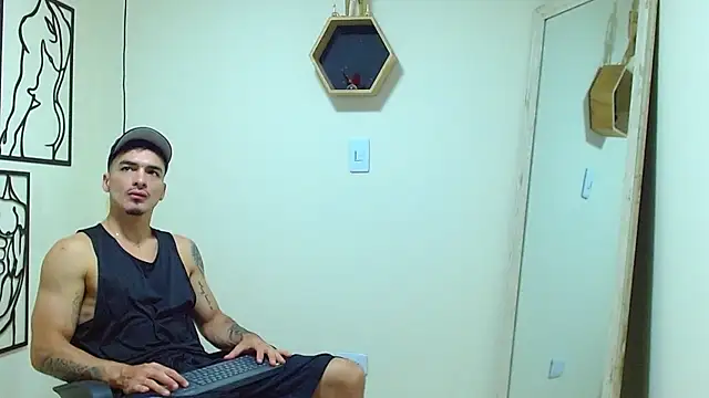 Big ValentinHunk online show from 12-21-25, 04:58