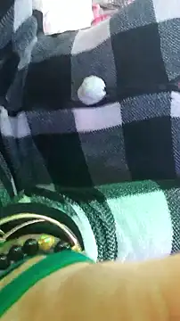 gurlnips online show from 01-16-26, 02:10