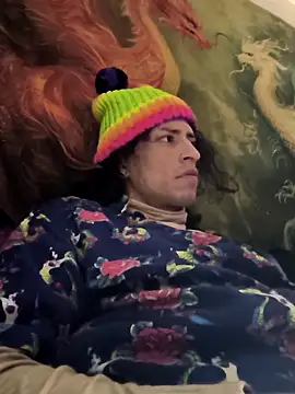 gurlnips online show from 02-13-26, 08:32