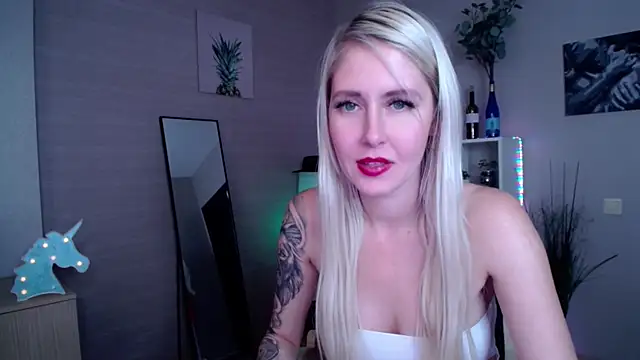 Mermaid N online show from 12-06-24, 05:09