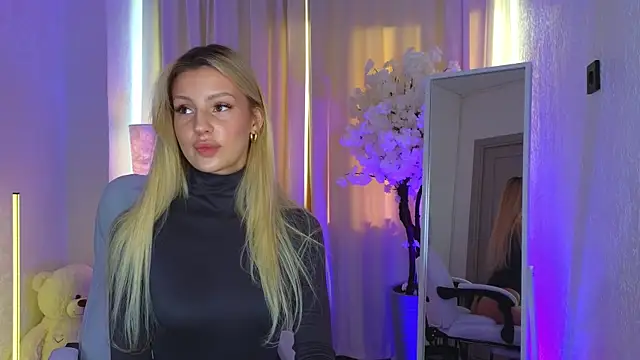 Snapshot of Grace_Gordon chatting on 02-20-25, 04:39 Grace Gordon online show from 02-20-25, 04:39