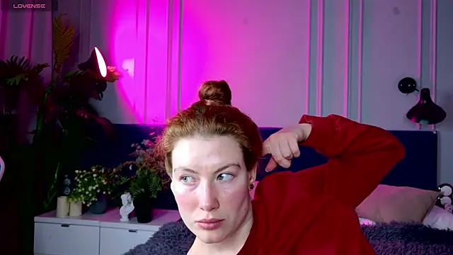 Liv Fay online show from 01-19-25, 01:33