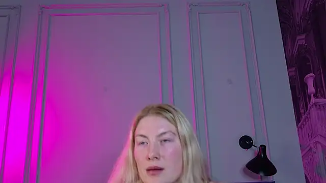 Liv Fay online show from 01-25-25, 07:39