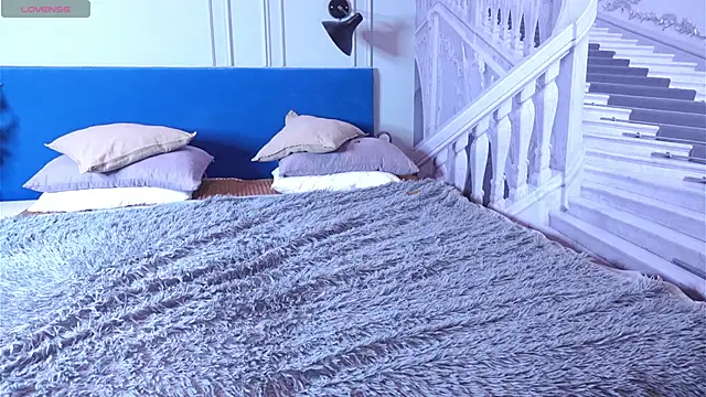 Liv Fay online show from 01-30-25, 01:10