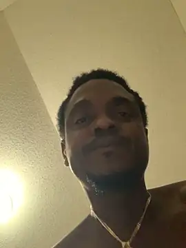 Snapshot of Hugedick0071 chatting on 01-16-25, 07:49 Hugedick0071 online show from 01-16-25, 07:49