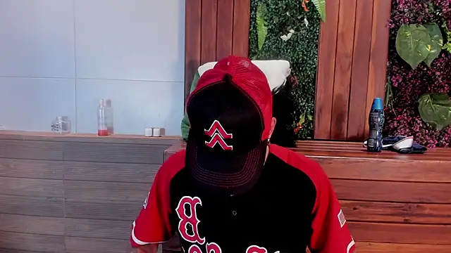 DrakeNeumann online show from 03-23-25, 06:16