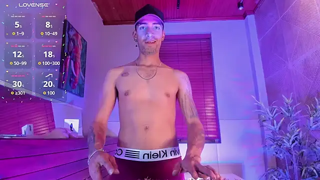 DrakeNeumann online show from 09-30-25, 03:55