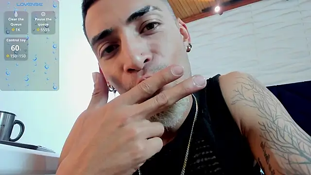 DrakeNeumann online show from 10-13-25, 03:39