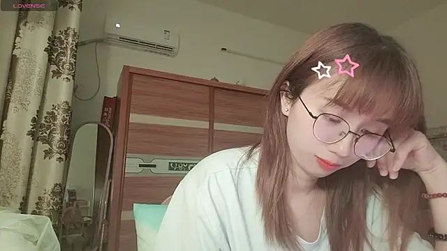 Lili 666 online show from 04-22-26, 03:57