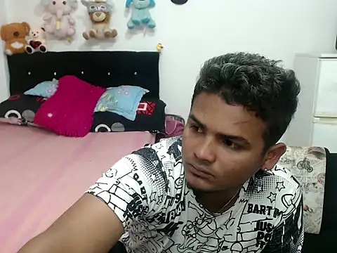 Boycuriousxxx online show from 03-02-25, 07:02