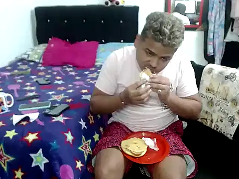 Boycuriousxxx online show from 09-28-25, 02:55