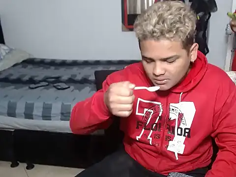 Boycuriousxxx online show from 10-18-25, 11:33