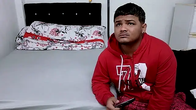 Boycuriousxxx online show from 03-24-26, 11:48