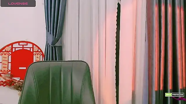 Na baby online show from 10-23-25, 03:55