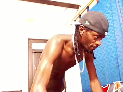 Snapshot of phillip-hot chatting on 01-28-25, 07:00 phillip-hot online show from 01-28-25, 07:00