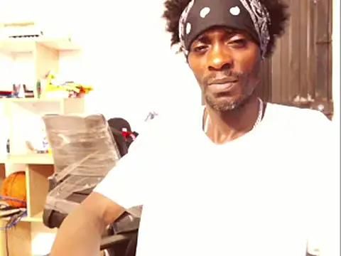 Snapshot of phillip-hot chatting on 01-30-25, 04:06 phillip-hot online show from 01-30-25, 04:06