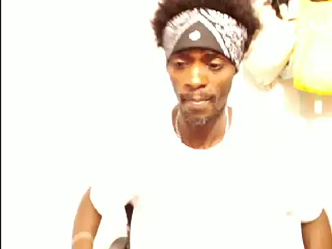 Snapshot of phillip-hot chatting on 03-14-25, 03:03 phillip-hot online show from 03-14-25, 03:03