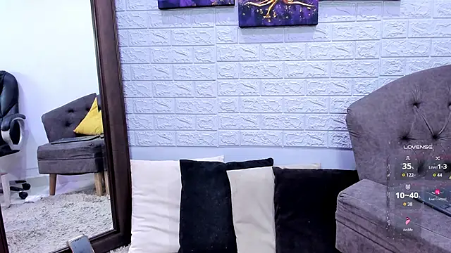 Miranda doll  online show from 04-22-26, 12:07