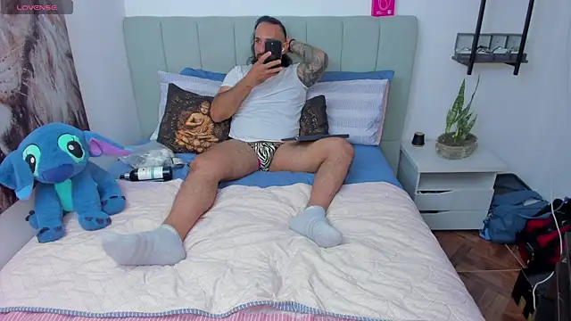 mr maik online show from 01-17-26, 01:10