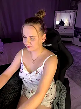 Lexi noah online show from 09-26-25, 09:41