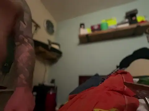 Snapshot of Tattooednakedguy chatting on 06-14-26, 02:24 Tattooednakedguy online show from 06-14-26, 02:24