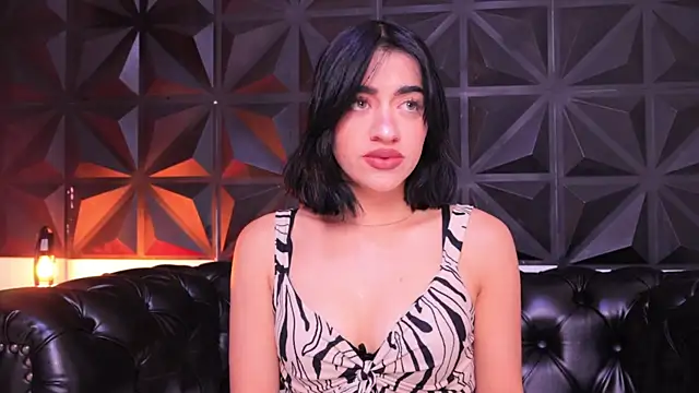 KasiaNoir  online show from 01-22-25, 12:49