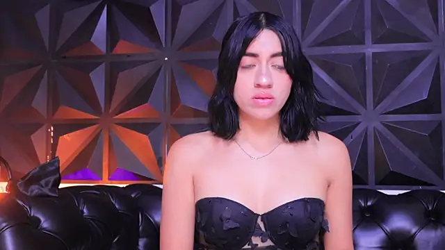 KasiaNoir  online show from 02-07-25, 12:17