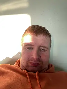 boholad8 online show from 03-09-25, 05:17