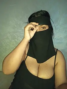 Narimane maroc online show from 07-25-26, 01:15