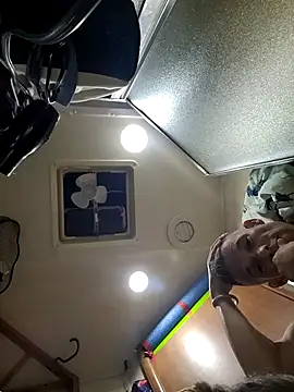 ILUV2TUCHMYKITTY online show from 09-13-25, 10:04