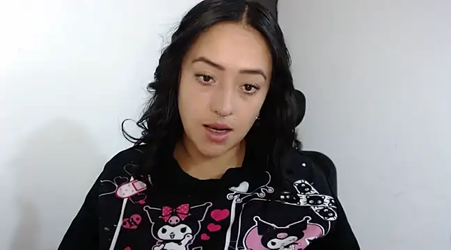 jjulietha95 online show from 02-04-25, 10:00