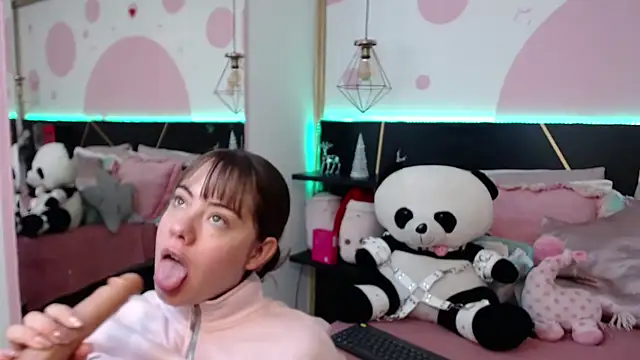 DanniAbbey online show from 12-21-25, 11:39