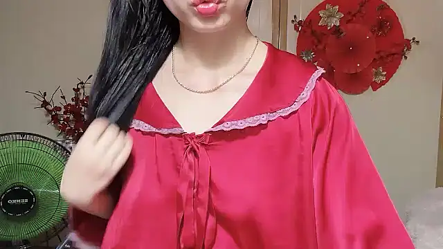 LinhChi 9x online show from 07-24-26, 01:31