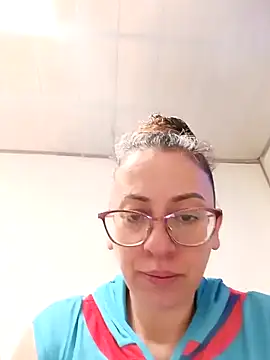 miss hanna07 online show from 04-10-26, 03:39