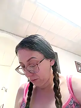 miss hanna07 online show from 04-11-26, 04:11