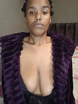 Snapshot of SexySlenderLexy chatting on 05-27-26, 08:00 SexySlenderLexy online show from 05-27-26, 08:00