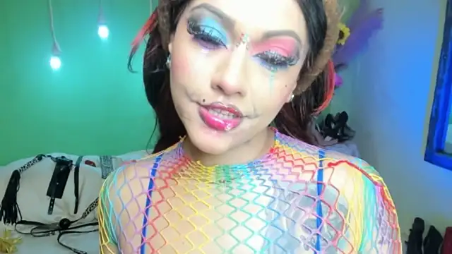 Snapshot of angelina_james_ chatting on 10-14-25, 03:02 angelina james online show from 10-14-25, 03:02