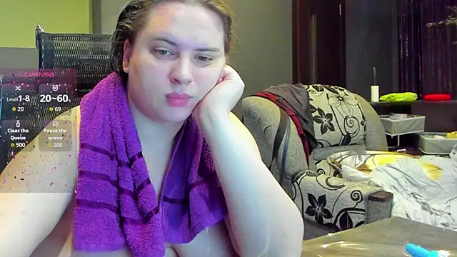 1lindsey1 online show from 09-17-25, 02:19