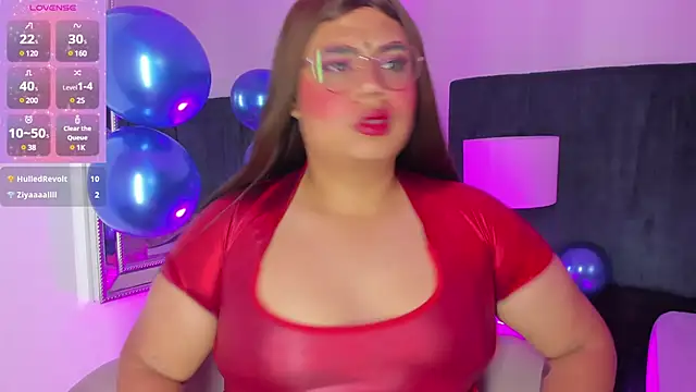 Snapshot of Tom_Silver__ chatting on 12-22-24, 01:23 Tom Silver online show from 12-22-24, 01:23