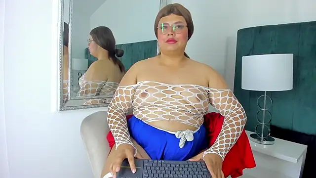 Snapshot of Tom_Silver__ chatting on 12-27-24, 12:18 Tom Silver online show from 12-27-24, 12:18