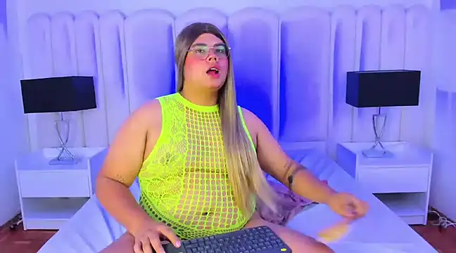 Snapshot of Tom_Silver__ chatting on 03-20-25, 10:18 Tom Silver online show from 03-20-25, 10:18