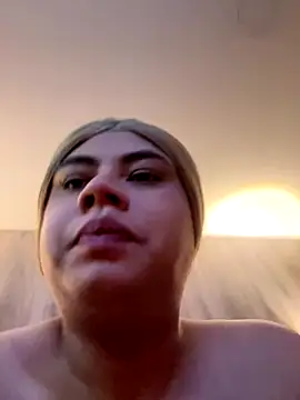 Snapshot of Tom_Silver__ chatting on 11-23-25, 06:24 Tom Silver online show from 11-23-25, 06:24